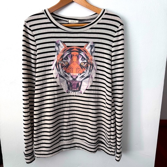 12pm by Mon Ami Tiger Graphic striped top Size Medium - Picture 1 of 6